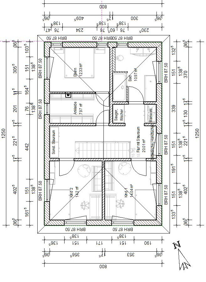 Floor plan of a house viewed from above with rooms, dimensions, and north arrow.