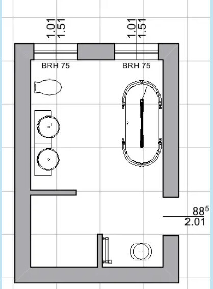 Grundriss eines Badezimmers: Doppelwaschtisch links, Badewanne rechts, Toilette unten, Tür.