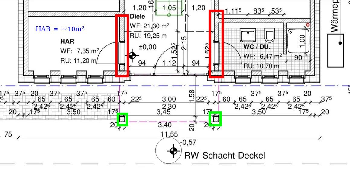 2D floor plan of a house with WC/shower, hallway and door positions in the plan