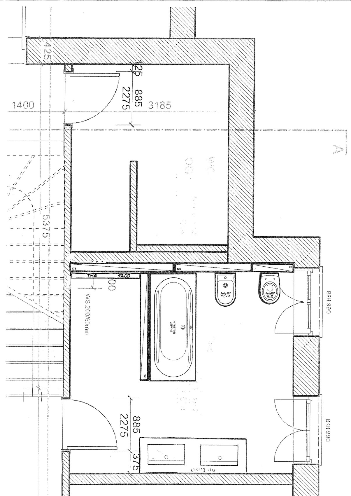 Floor plan of a bathroom with bathtub, WC, and washbasin