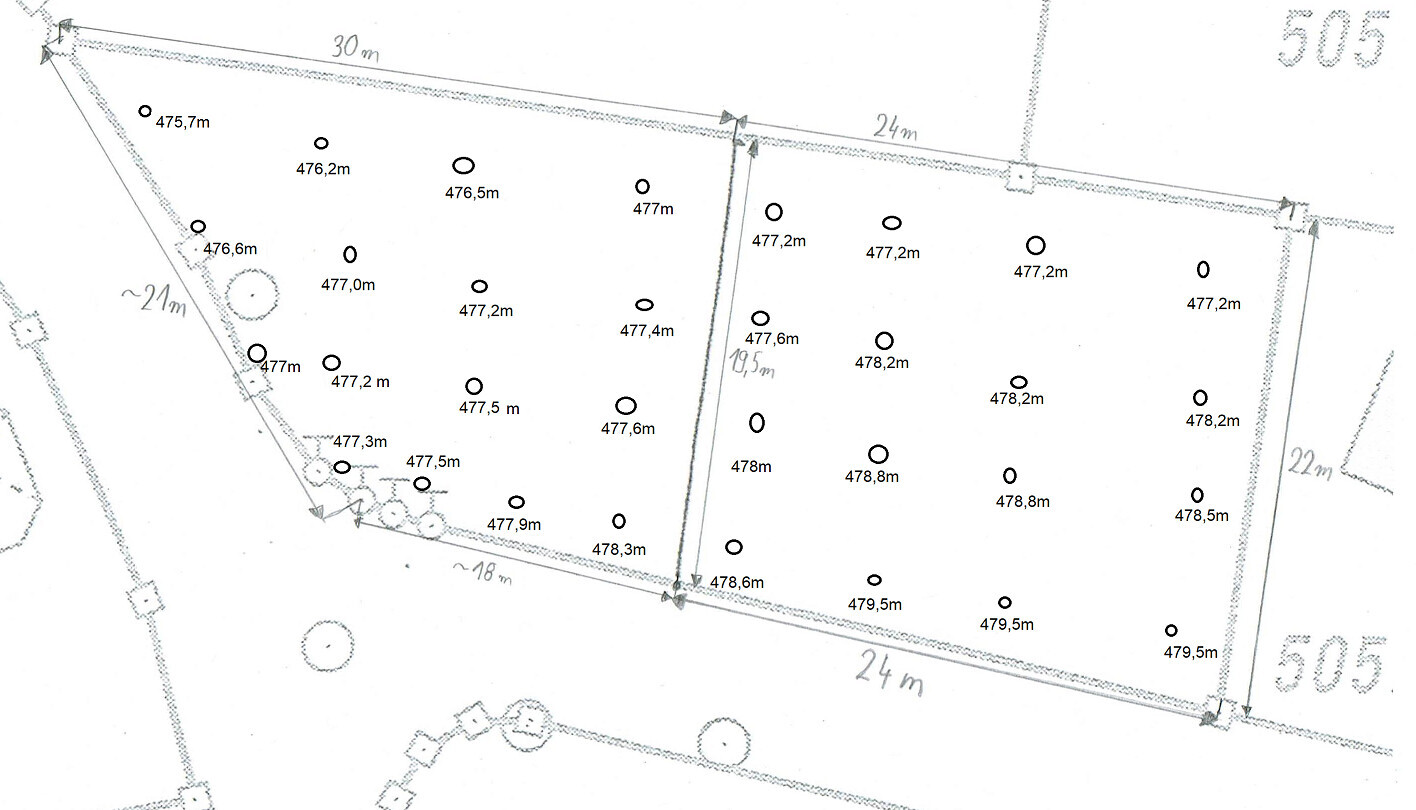 Site plan of a plot with boundary lines, dimensions (30 m, 24 m) and survey points.
