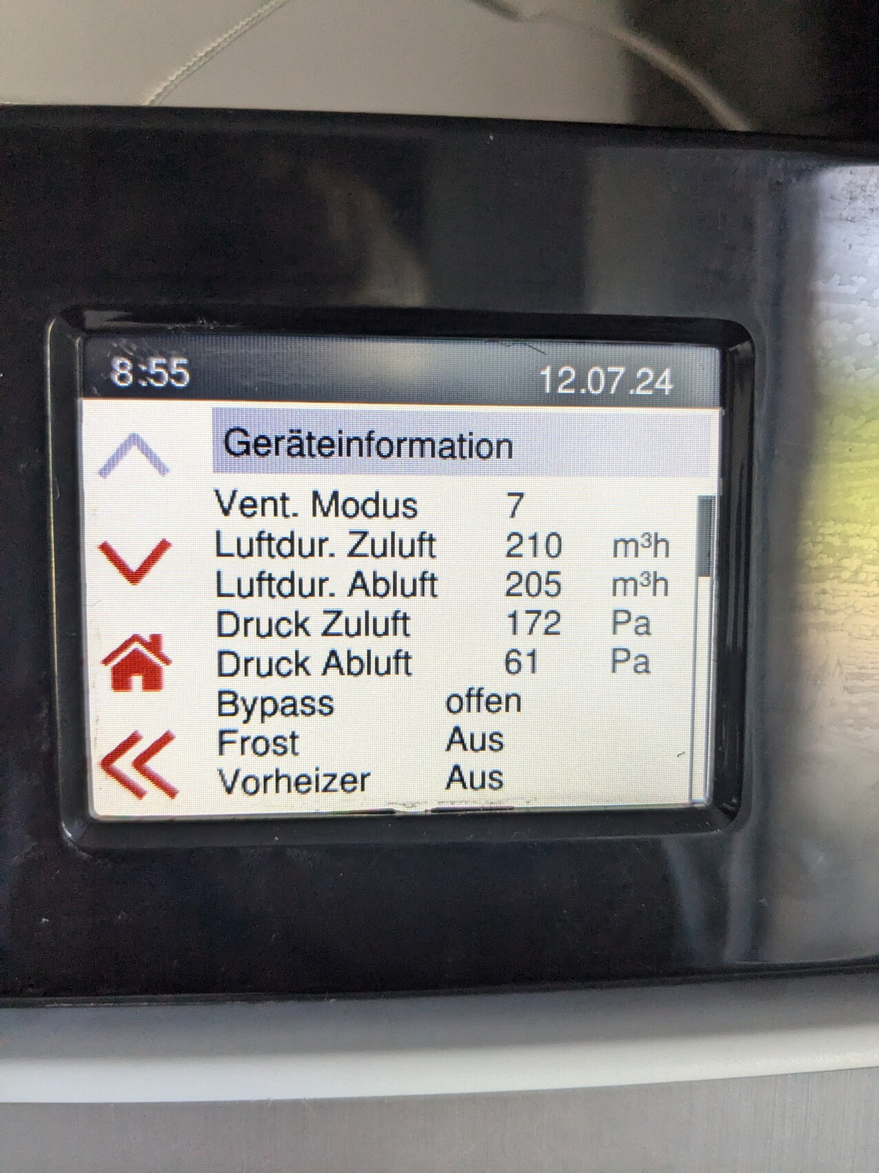 Device information: fan mode 7, supply air 210 m3/h (124 cfm), exhaust air 205 m3/h (121 cfm), supply air pressure 172 Pa