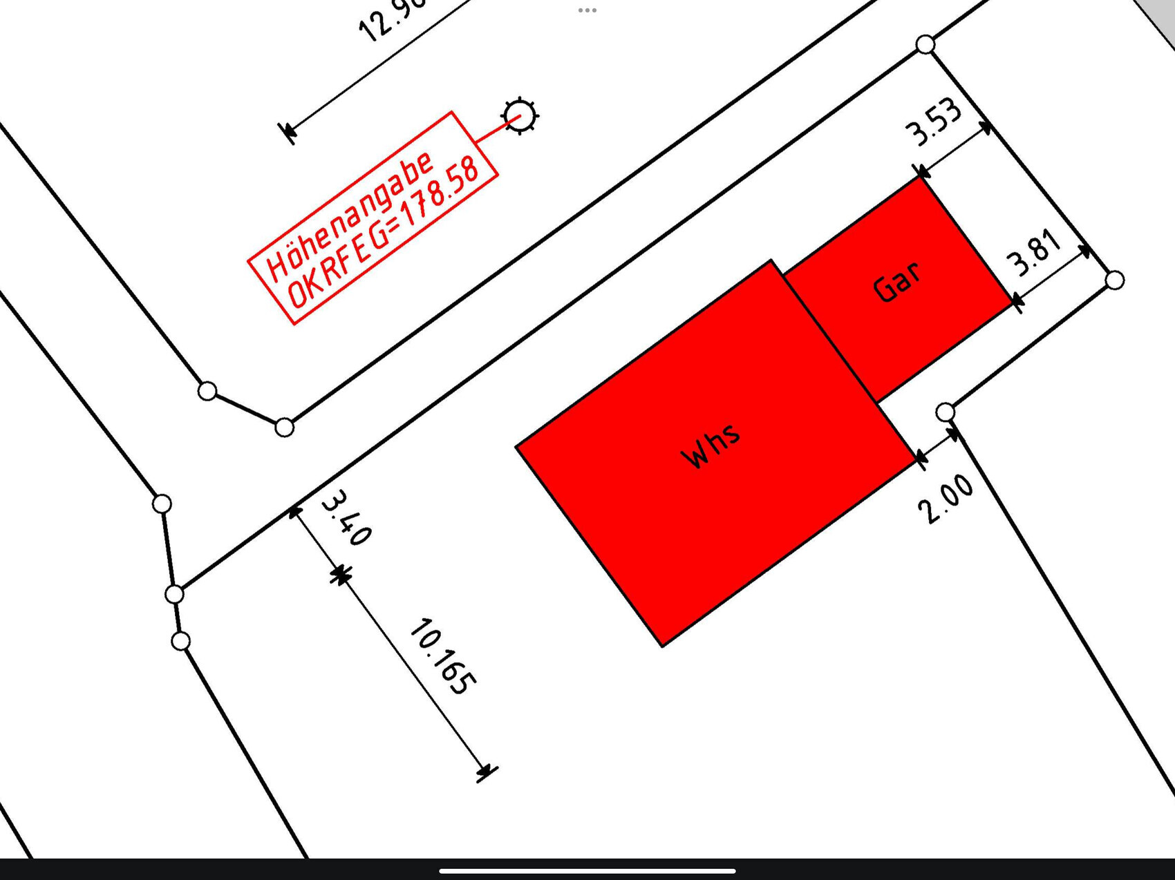 Floor plan: red building areas 'Whs' and 'Gar' with dimensions and height indication.
