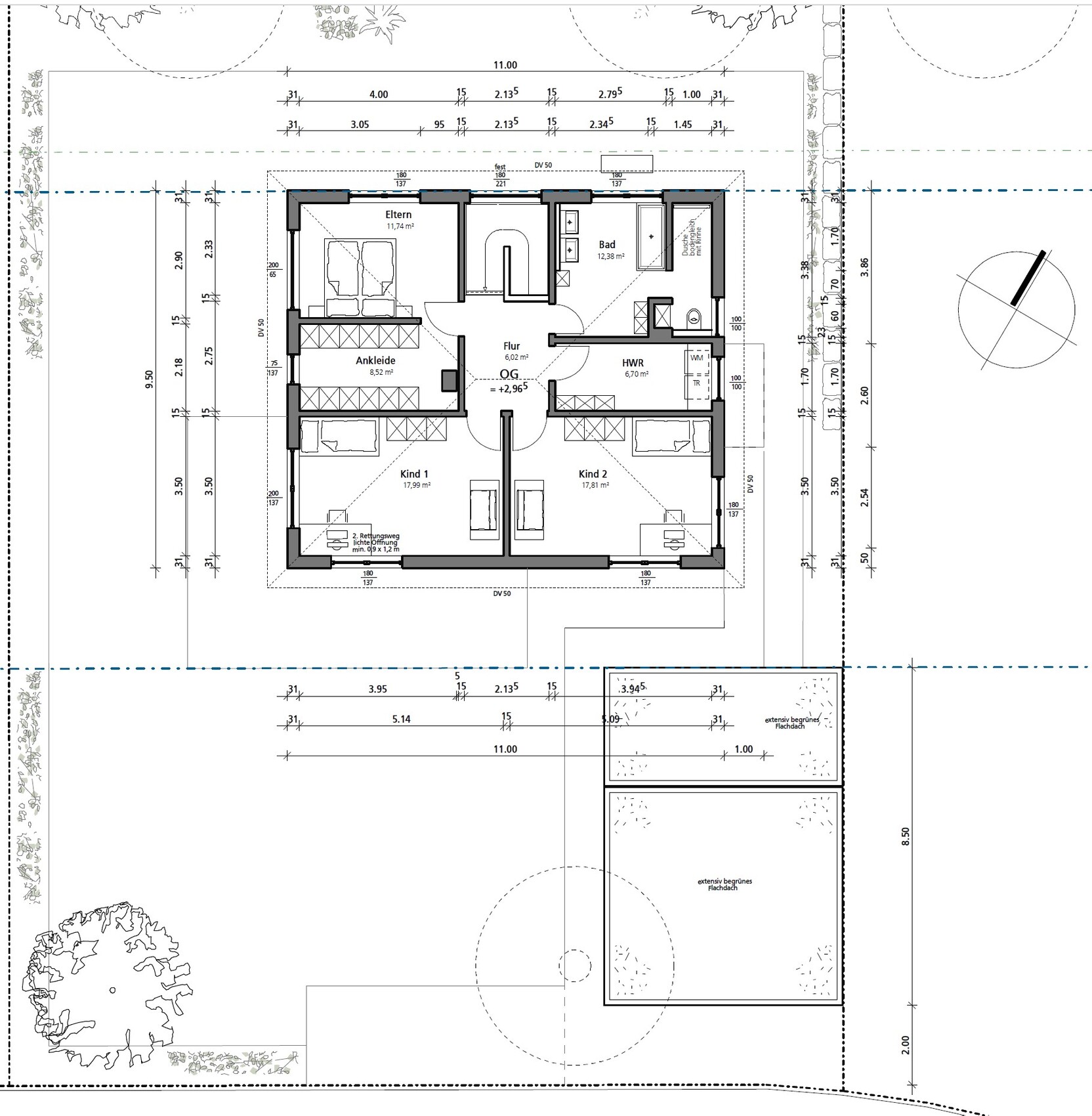 Detaillierter Grundriss eines Einfamilienhauses mit Schlafzimmern, Bad, Flur und Garten.